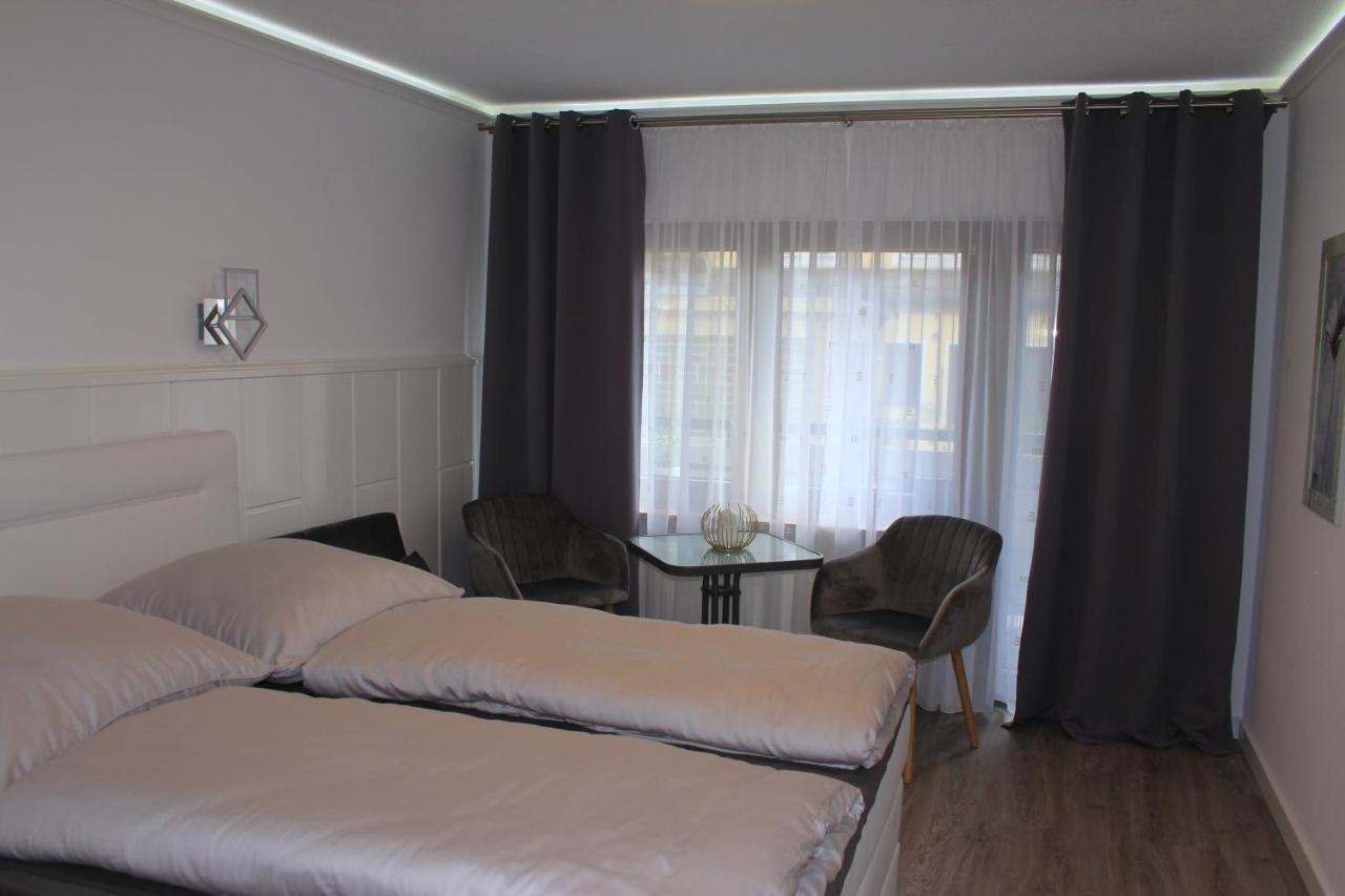 Moderne Und Helle Ferienwohnung Am Ploener See Bosau エクステリア 写真