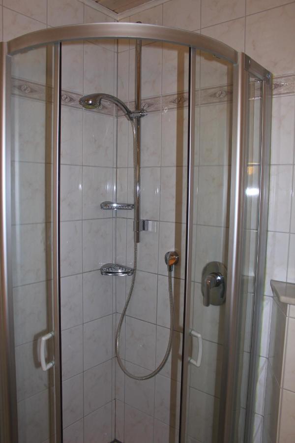 Moderne Und Helle Ferienwohnung Am Ploener See Bosau エクステリア 写真