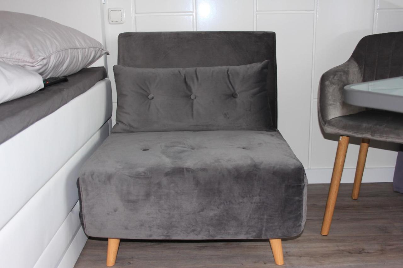 Moderne Und Helle Ferienwohnung Am Ploener See Bosau エクステリア 写真
